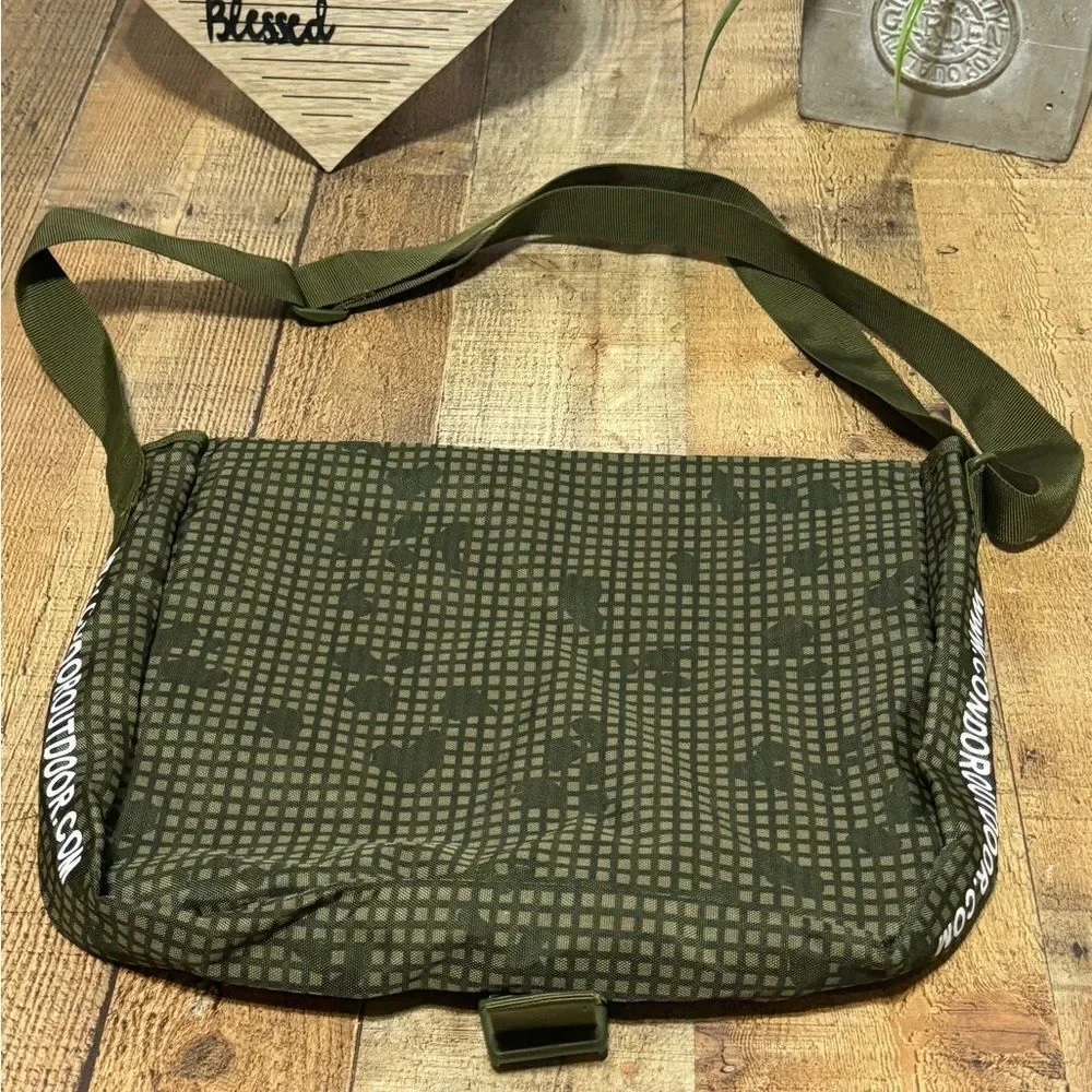 Condor Outdoor Lightweight Messenger Logo Courier Shoulder Crossover ID Bag